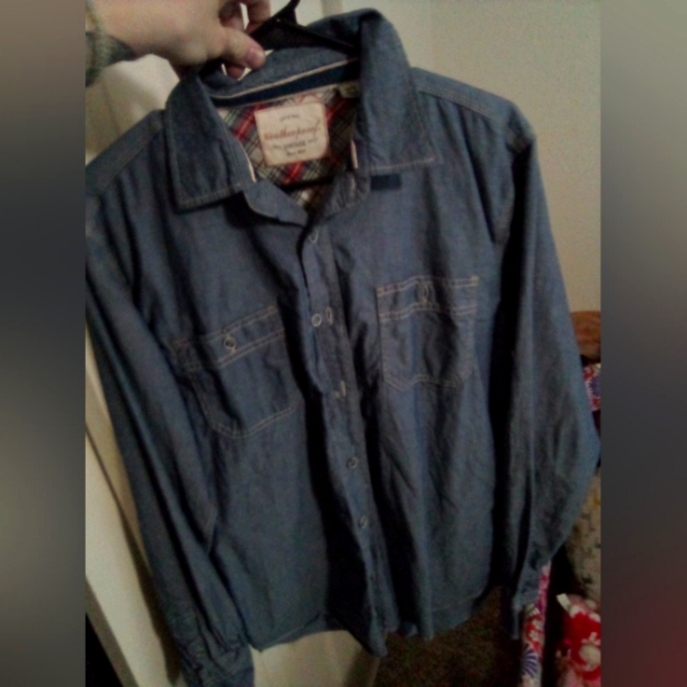 Vintage button up collar shirt large